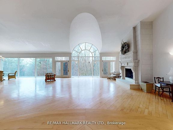 5th image of 18381 McCowan Rd