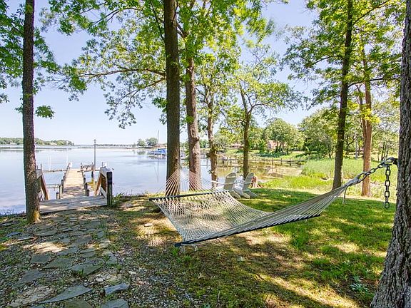 5th image of 618 Quiet Harbor Dr