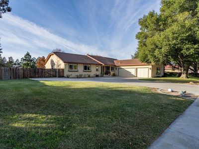 190 Kane Dr, Hollister, CA, 95023