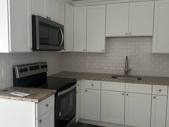 4th image of 406 Osborn Ave #F