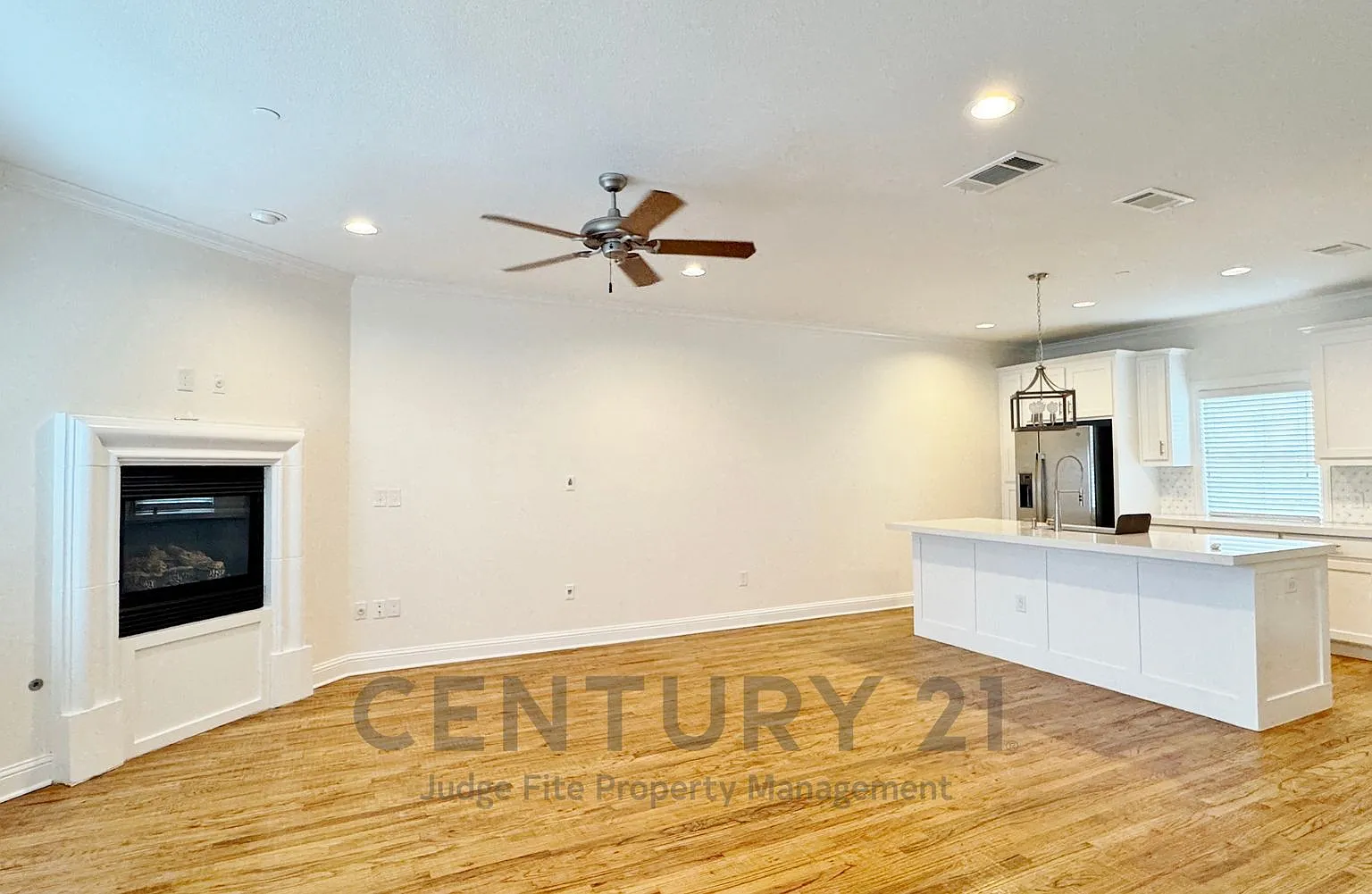 You're Going to LOVE This Stunning 3-Story 3/3/3 in Highland Park ISD! — Photo 2