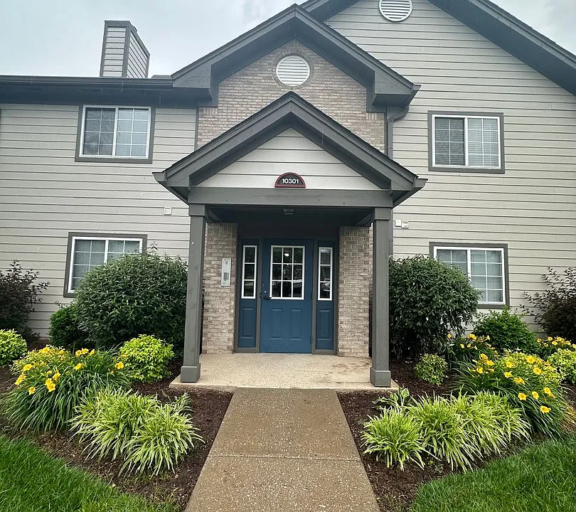10301 Trotters Pointe Dr #201