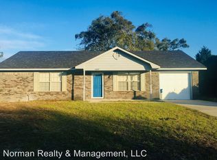 1227 Riyadh Rd, Hinesville, GA 31313