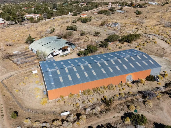 12688 Murphys Ln, Pearblossom, CA 93553