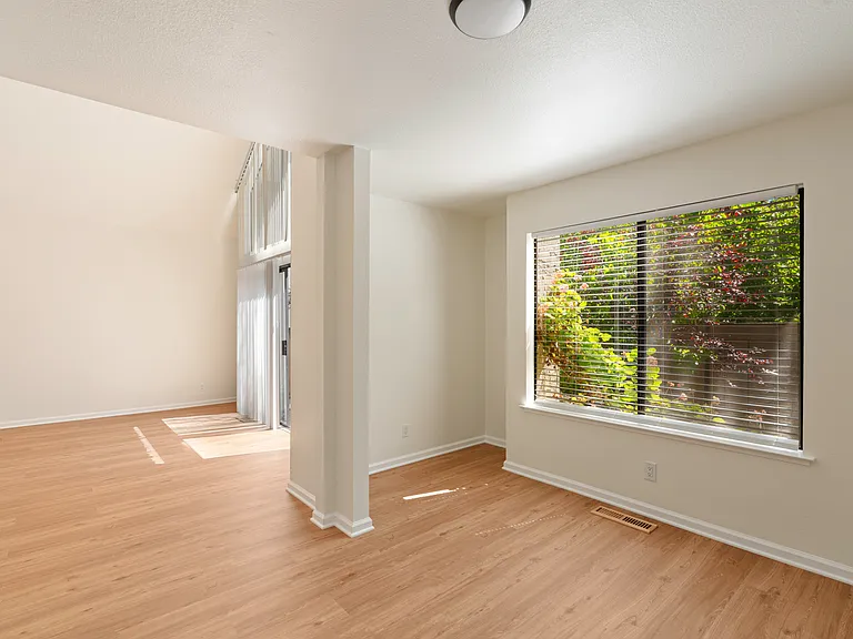 10112 Senate Way — Photo 6