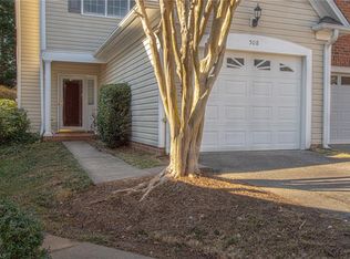 508 Sherwood Hills Dr, Winston Salem, NC 27104