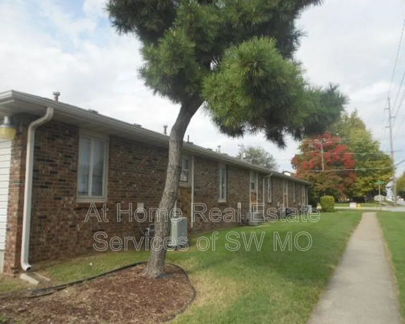 3356 E Southern Hills Blvd #2