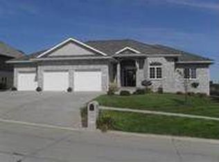 3204 Pt Of Golf View Dr, Norfolk, NE 68701