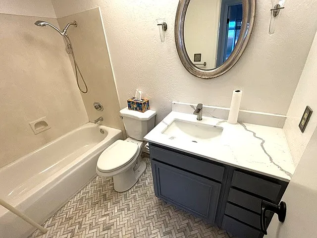 3 Massolo Dr — Photo 10