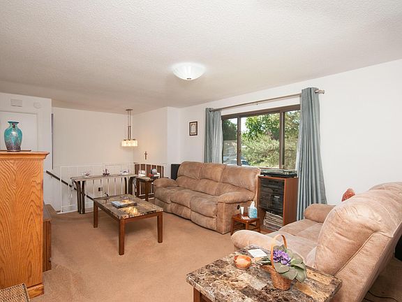 5th image of 9125 Las Camas Rd NE