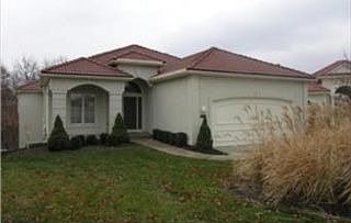 5th image of 4400 NE De La Mar Cir