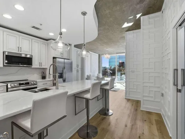 400 W Peachtree St NW Unit 705, Atlanta, GA 30308