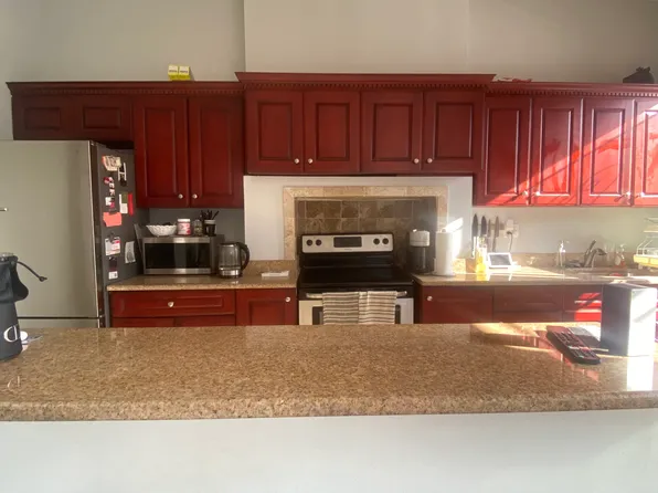 346 Union Avenue image 4 of 15