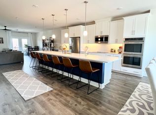 222 Van Buren St, Herndon, VA 20170