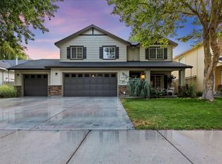 2897 N Sharon Ave, Meridian, ID 83642