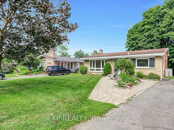 4th image of 1473 Chomley Cres