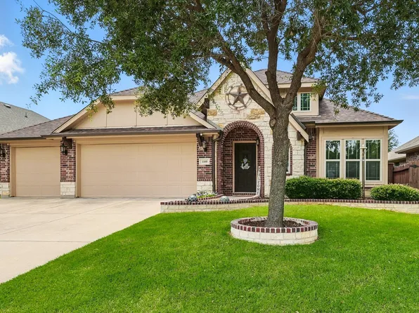 1100 Stampede Dr, Aubrey, TX 76227