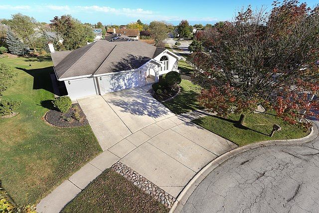 1st image of 11928 Fane Ct