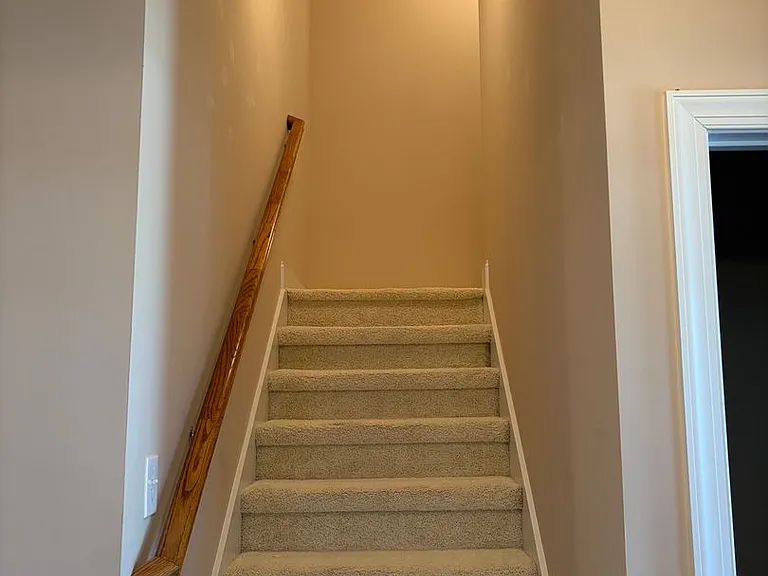 125 Gramercy Ct — Photo 14