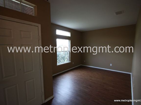 2nd image of 5208 Navato Pl