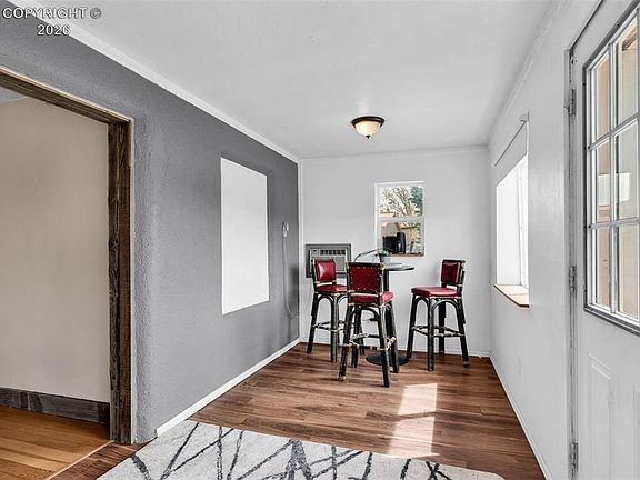 4th image of 1301 Poplar Ave