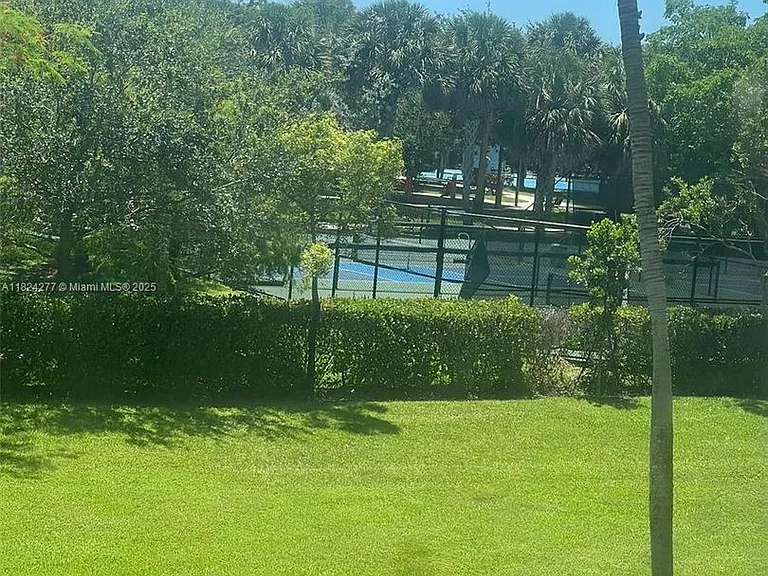 3500 Oaks Clubhouse Dr #207 — Photo 14