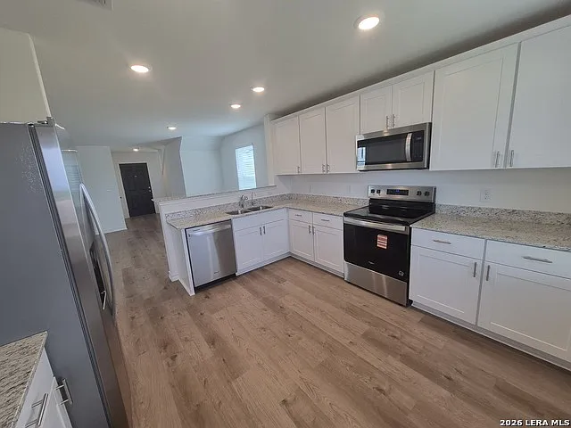 942 Bluegrass Point — Photo 12