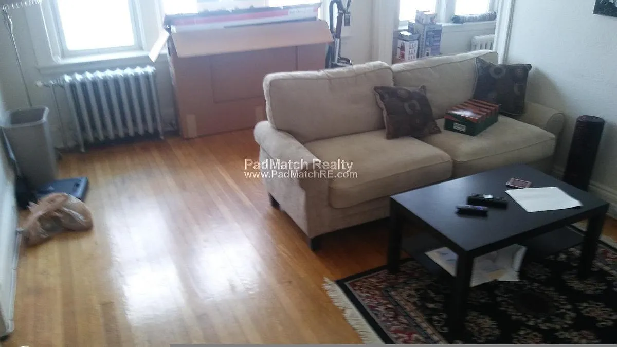 2 bed, 700 sqft, $2,525 — Photo 1