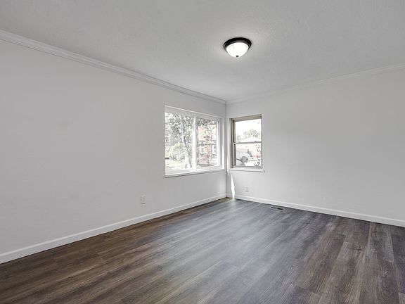 4th image of 531 Hadley Ave #1-2-4