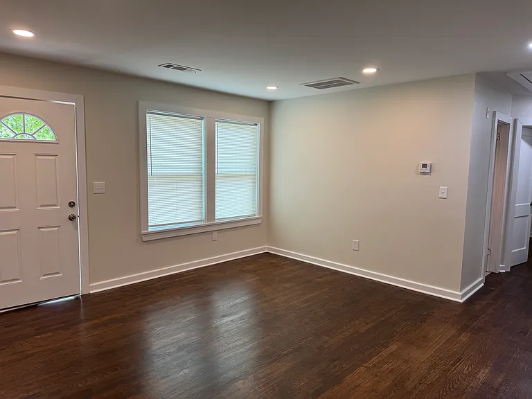 132 Greenwood St — Photo 8