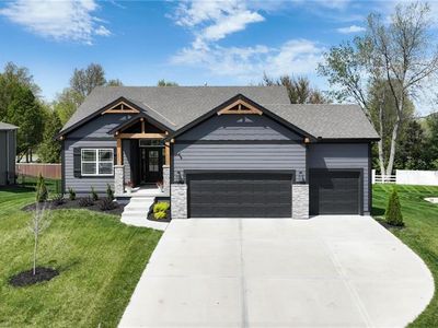 1924 SW Hightown Dr, Lees Summit, MO, 64082