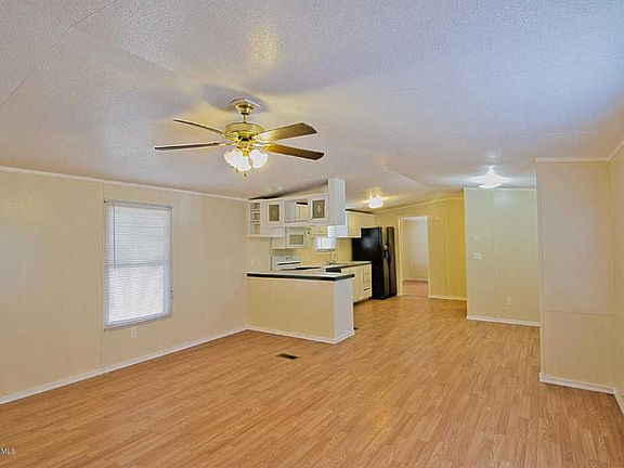 4th image of 4721 N Brookline Ct