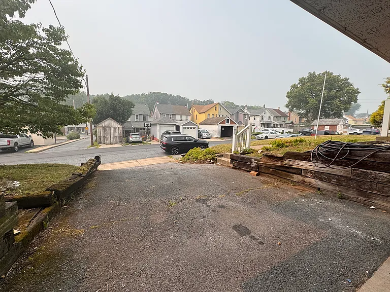 443 Bath Ave — Photo 69