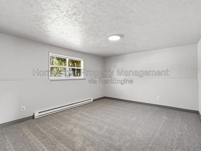 1721 N Glenn Rd — Photo 15