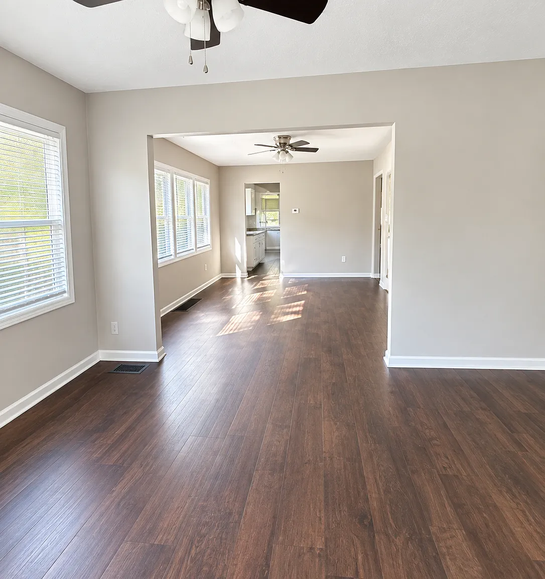 2 bed, 936 sqft, $1,250 — Photo 2