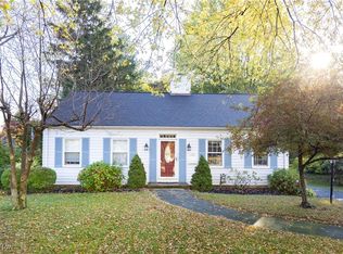 433 Bassett Rd, Bay Village, OH 44140