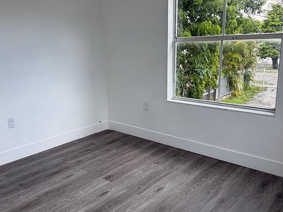 2nd image of 1236 NW 28th St APT 1