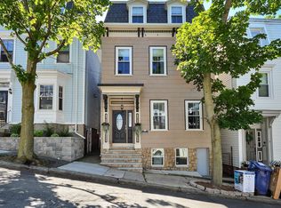 9 Atlantic St, South Boston, MA 02127