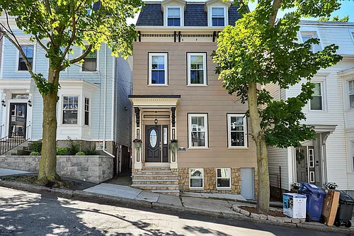 9 Atlantic St Photo 1