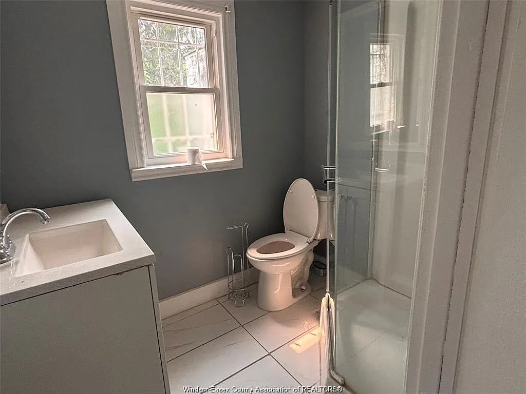 1 bed, $900 — Photo 3