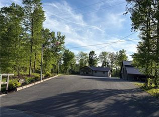 5117 Pleasant Valley Rd, Brantingham, NY 13312