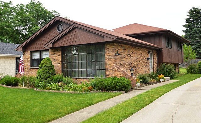 1st image of 3007 Buckingham Ave