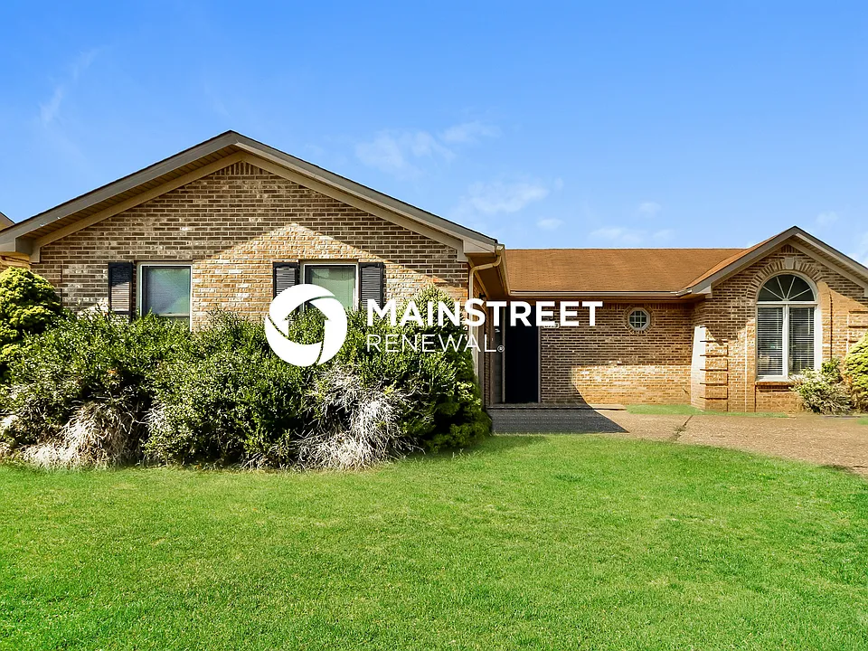 8713 Raintree Dr