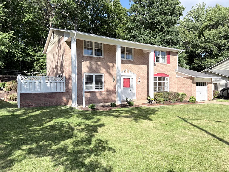 5263 Pumphrey Dr — Photo 21
