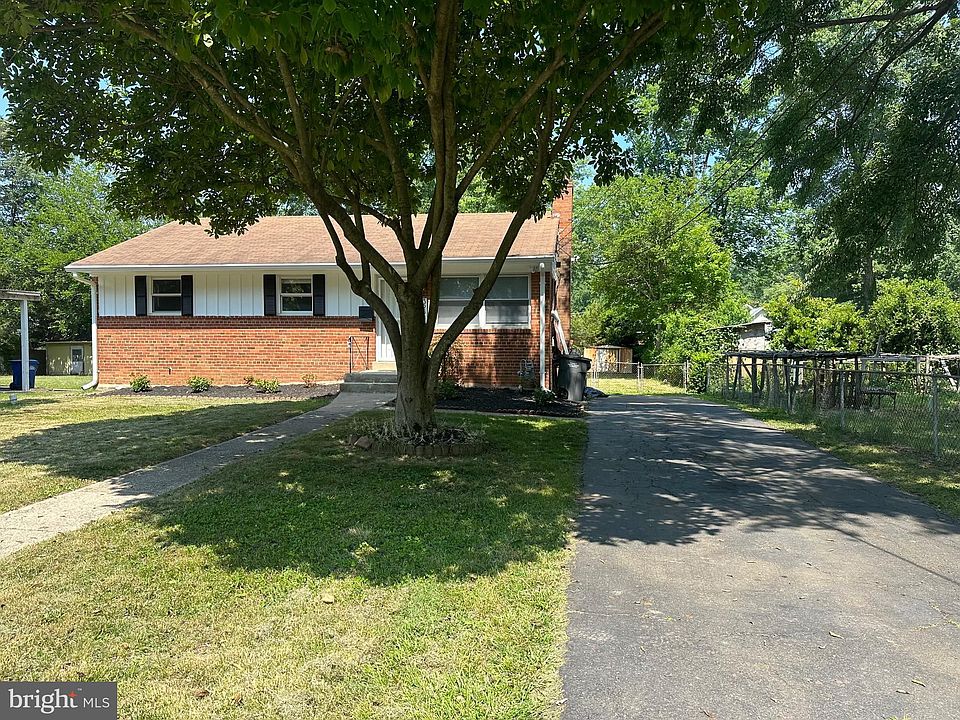1st image of 3222 Kenney Dr