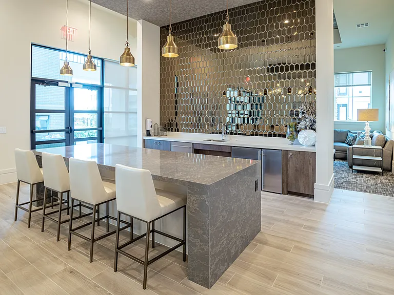 Alys Crossing Apartments — Photo 17