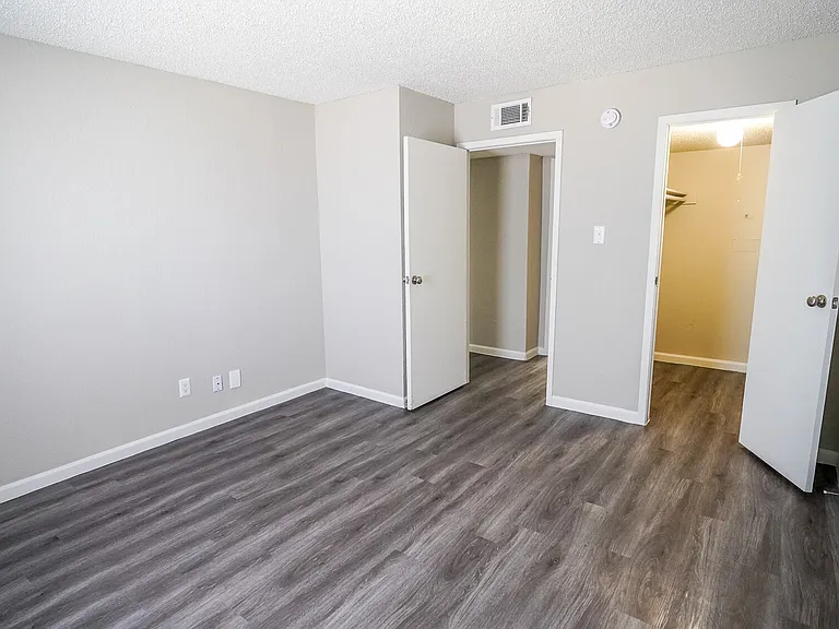 Avery Place — Photo 10