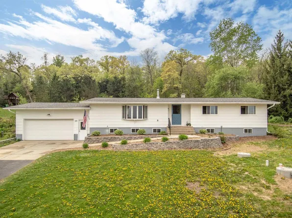 4197 County Road J, Mount Horeb, WI 53572