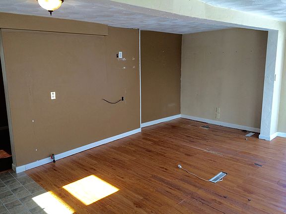 studio size living area