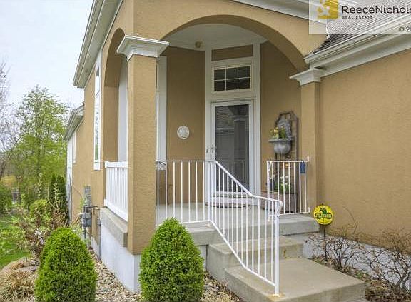 Storm door at the entrance to the prettiest home in Newcastle.